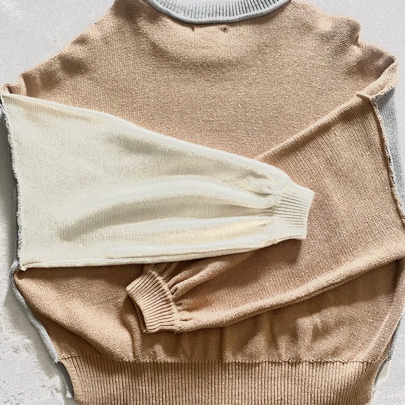 Blu Pepper Colour Block Sweater - Picture 4 of 11